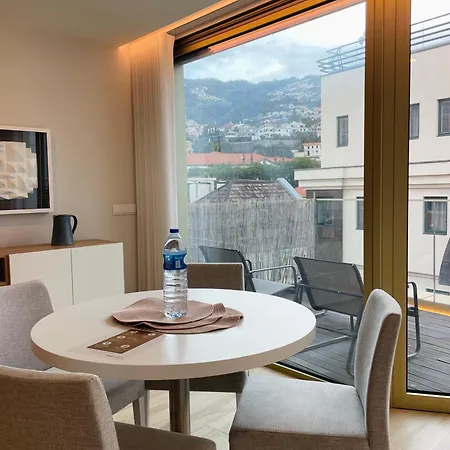 Hortas 21 H10 Apartamento Funchal (Madeira)